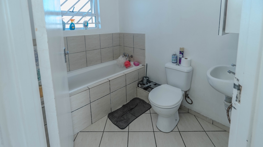 2 Bedroom Property for Sale in Sunset Glen Western Cape
